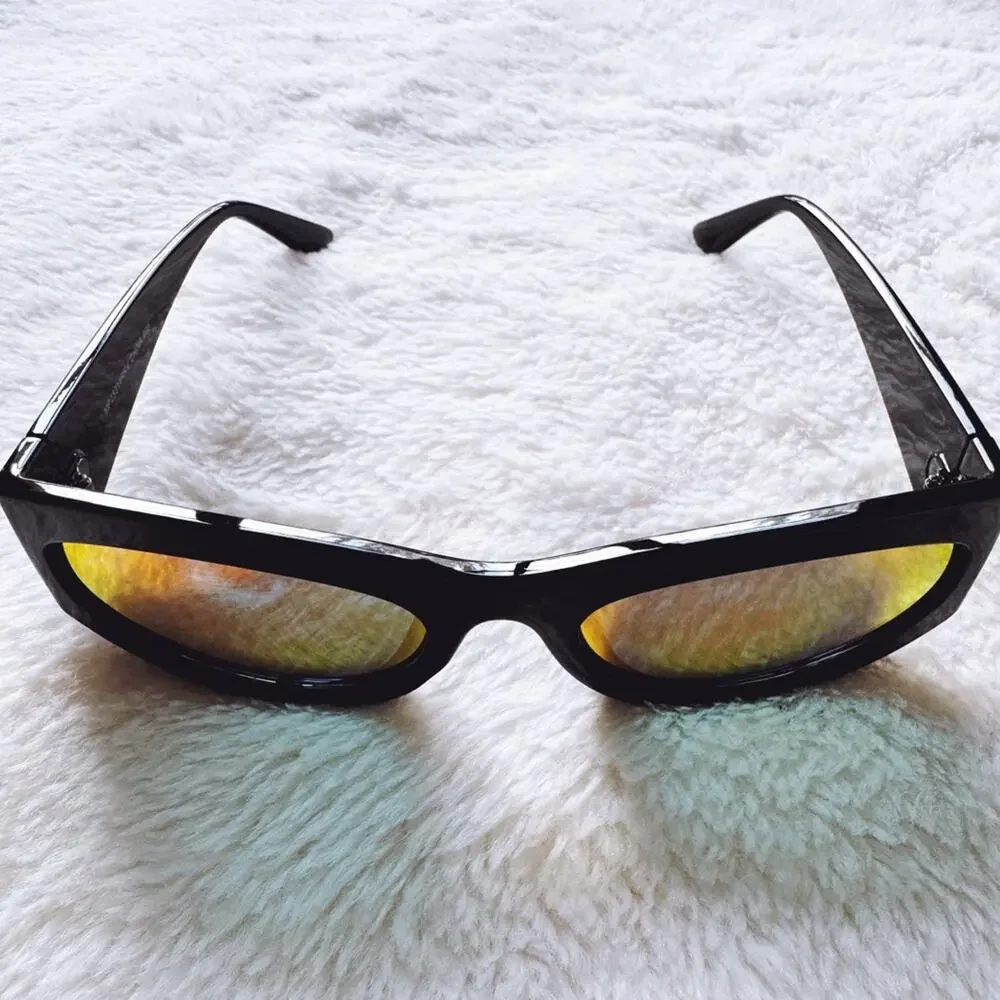 Francis Mirrored Red with Black Rim Sunglasses
